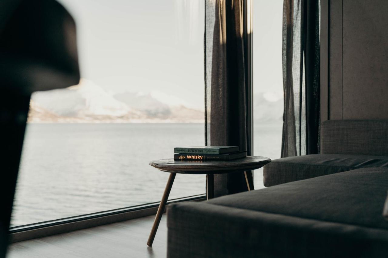 Aurora Fjord Lodge Lyngseidet